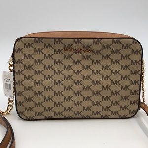 Michael Kors Crossbody Bag